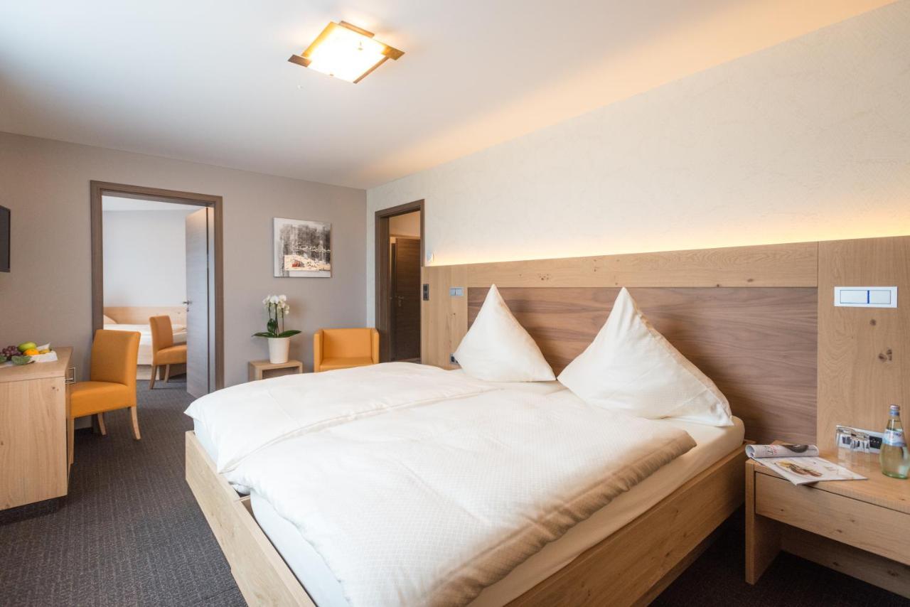 Hotel Haus Tiefenbach Бюланж Екстериор снимка