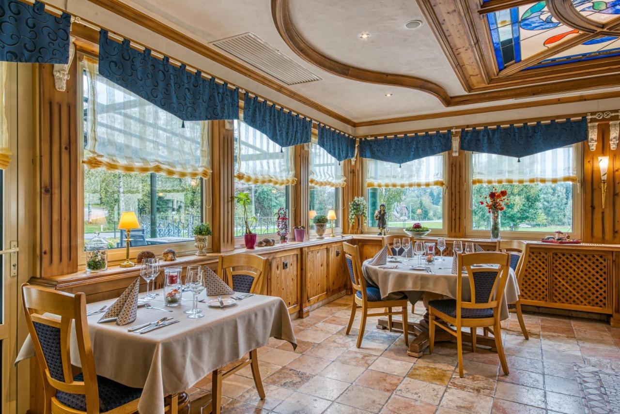 Hotel Haus Tiefenbach Бюланж Екстериор снимка